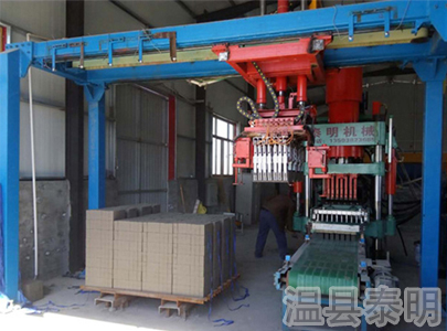 銅鉛冶煉礦料壓塊機(jī)，金屬冶煉壓塊機(jī)